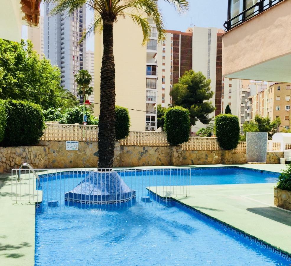 Edificio Cadiz Benidorm Apartment Екстериор снимка