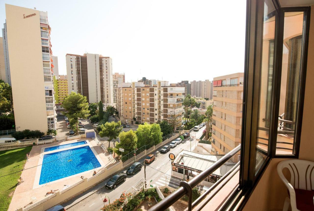 Edificio Cadiz Benidorm Apartment Екстериор снимка