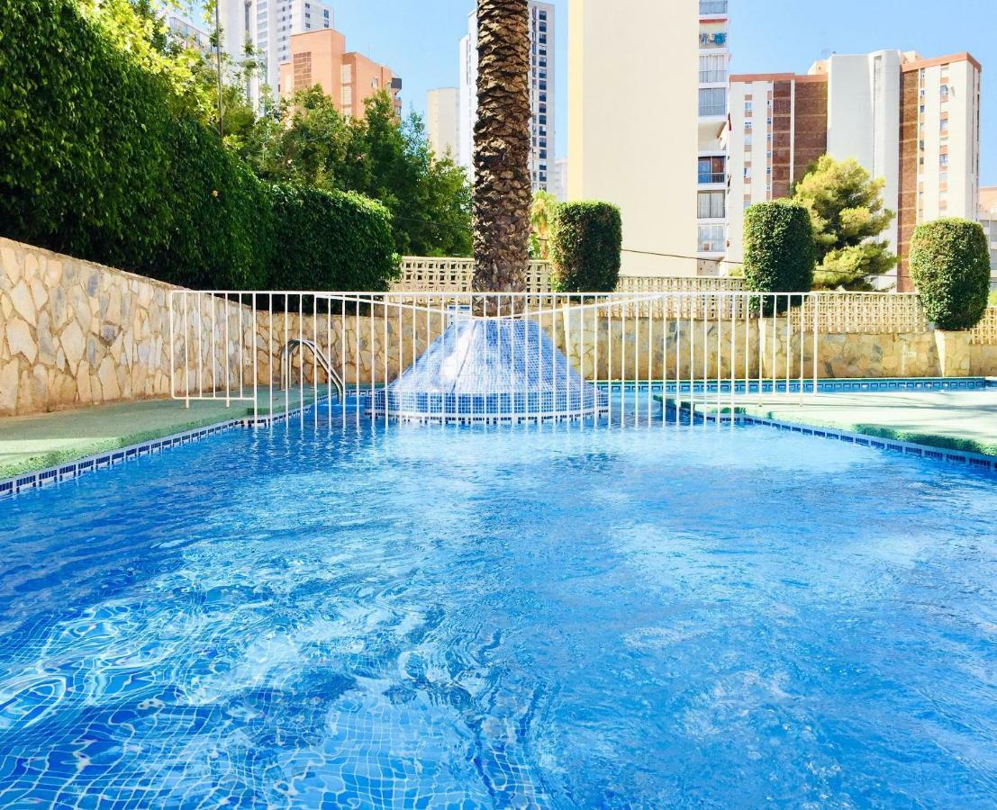 Edificio Cadiz Benidorm Apartment Екстериор снимка