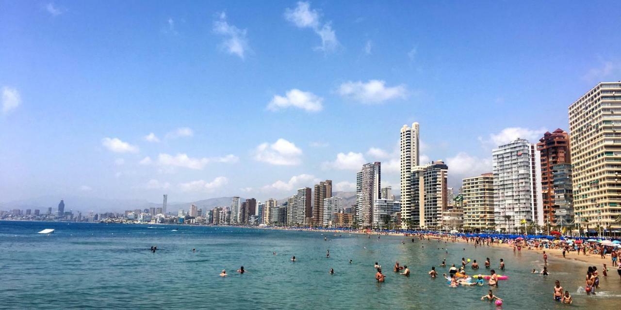 Edificio Cadiz Benidorm Apartment Екстериор снимка